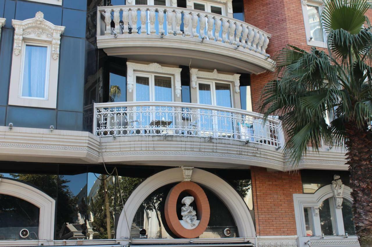Batumi Apartment In Front Of Sheraton Exterior photo