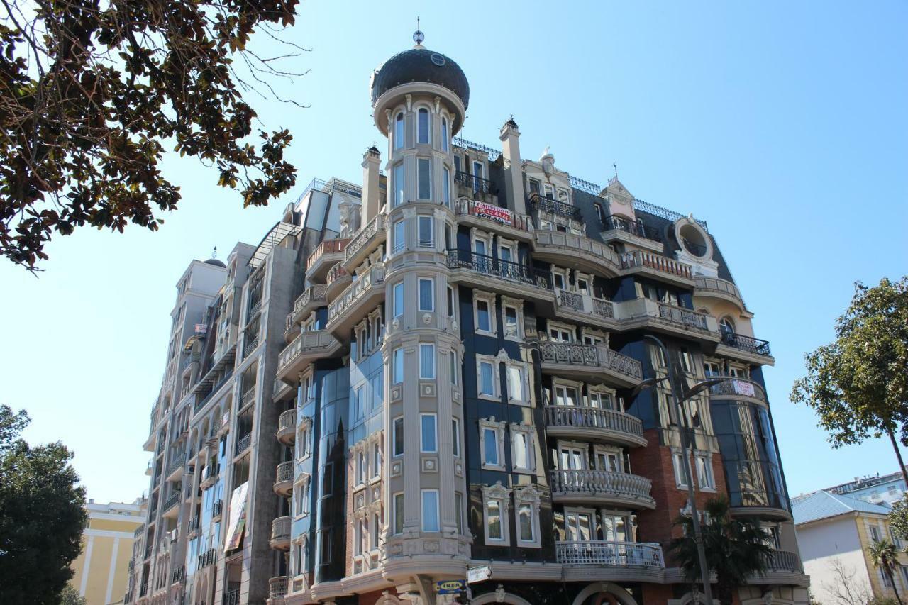 Batumi Apartment In Front Of Sheraton Exterior photo